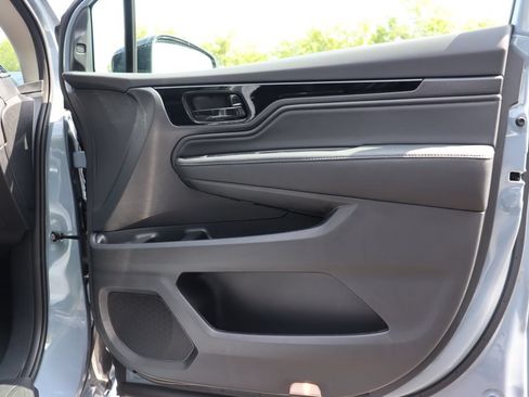 Used 2026 Honda Odyssey Elite image 21