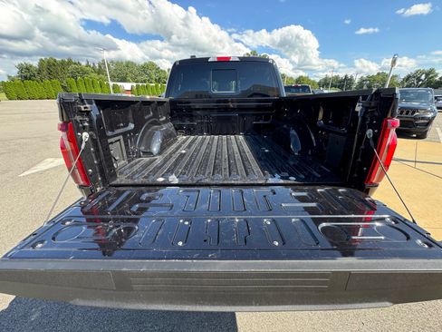 Used 2025 Ford F150 Lariat w/ Equipment Group 501A Mid AWD/4WD image 23