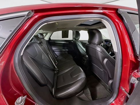 Used 2016 Ford Fusion Titanium FWD image 29