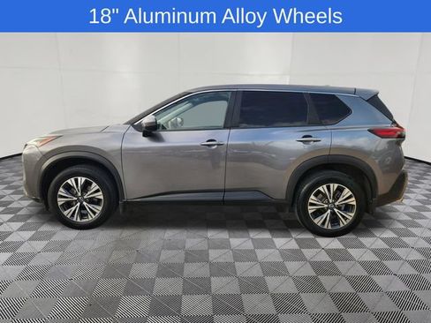 Used 2023 Nissan Rogue SV FWD image 4