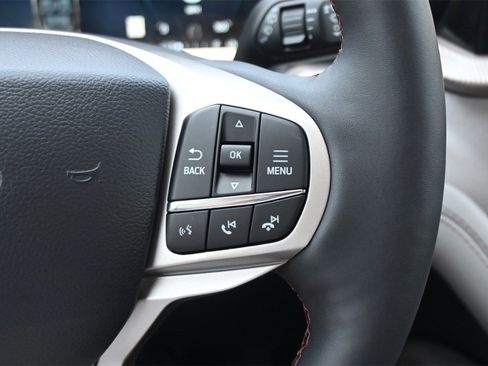 New 2025 Ford Explorer Active w/ Active Comfort Package image 36