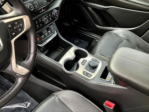 Certified 2020 GMC Terrain Denali w/ Denali Premium Package image 16