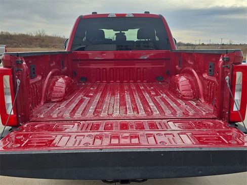 Used 2024 Ford F250 XLT w/ Camper Package image 12