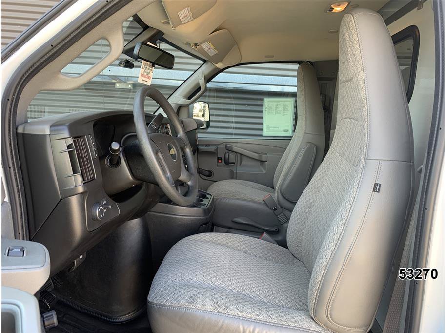 Used 2020 Chevrolet Express 2500 RWD image 23