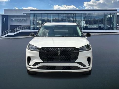 New 2026 Lincoln Aviator Reserve w/ Luxury Package AWD/4WD image 2