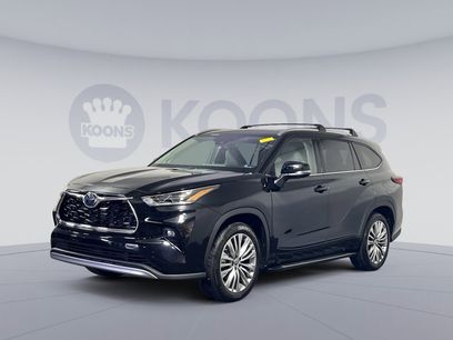 Used 2023 Toyota Highlander Platinum