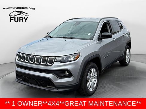Used 2022 Jeep Compass Latitude AWD/4WD image 7