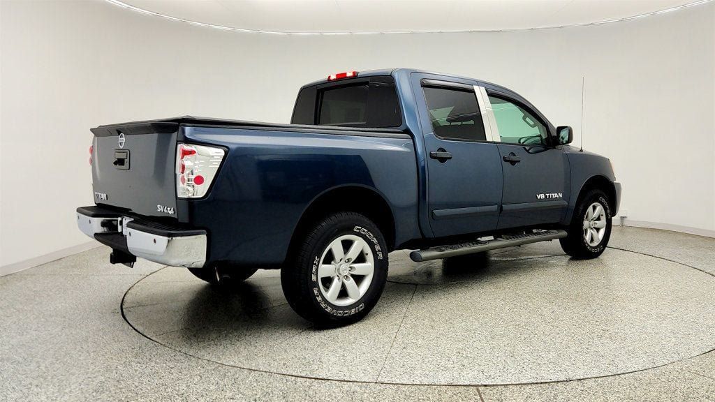 Used 2014 Nissan Titan SV w/ SV Value Truck Package AWD/4WD image 5