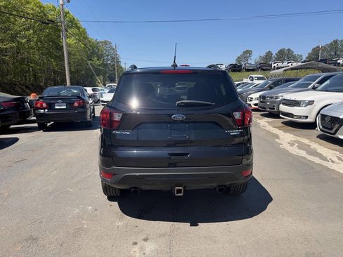 Used 2019 Ford Escape Titanium image 6