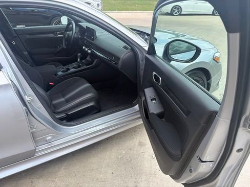 Used 2022 Honda Civic Sport image 24