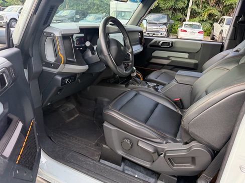 Used 2023 Ford Bronco Badlands AWD/4WD image 11