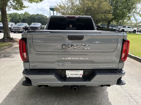 Used 2024 GMC Sierra 1500 Denali AWD/4WD image 13