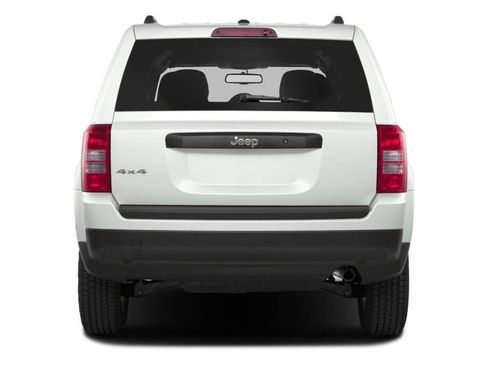 Used 2016 Jeep Patriot Sport w/ Power Value Group FWD image 5