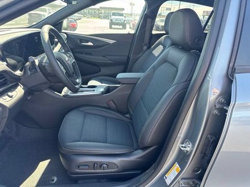New 2026 Buick Envista Preferred w/ Convenience I Package FWD image 16