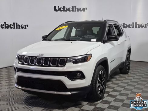 Used 2024 Jeep Compass Limited AWD/4WD image 3