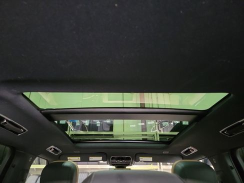Used 2023 Land Rover Range Rover Sport SE Dynamic AWD/4WD image 27