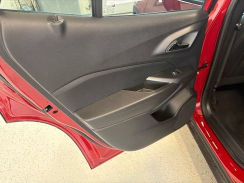 New 2026 Chevrolet Trax RS w/ Sunroof Package FWD image 41