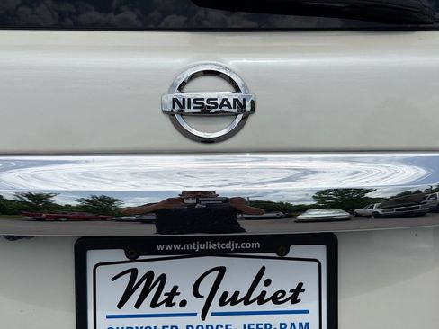 Used 2017 Nissan Armada SL w/ Interior Lighting Package AWD/4WD image 12