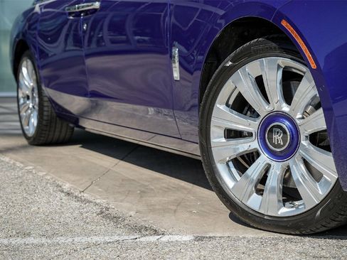 Certified 2023 Rolls-Royce Ghost w/ Ghost Package image 10