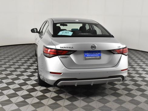 Used 2023 Nissan Sentra SV image 7