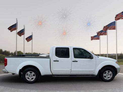 Used 2007 Nissan Frontier SE w/ SE Value Truck Pkg image 7