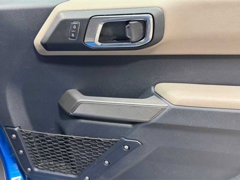 Used 2021 Ford Bronco Wildtrak image 14