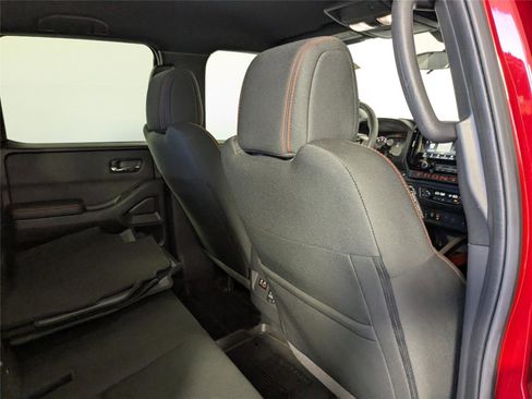 Used 2025 Nissan Frontier PRO-4X w/ Pro Convenience Package image 22