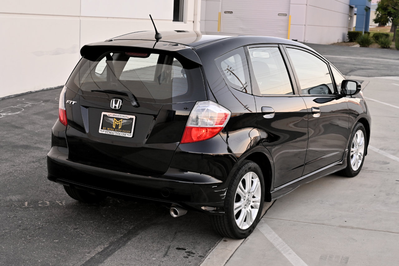 Used 2011 Honda Fit Sport image 6