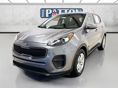 Used 2019 Kia Sportage LX image 3