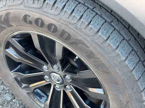 Used 2018 Nissan Armada Platinum w/ Captain Seat Package image 10