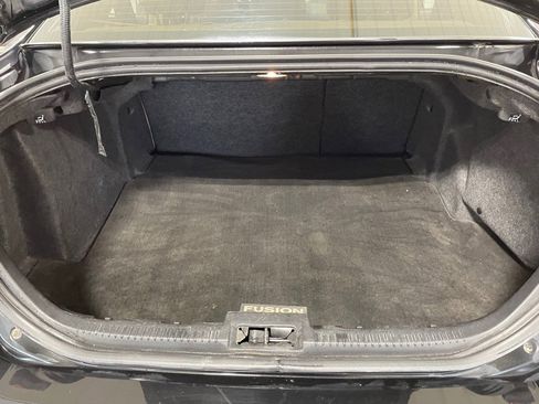 Used 2012 Ford Fusion SEL image 18