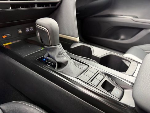 New 2026 Toyota Camry Hybrid image 25