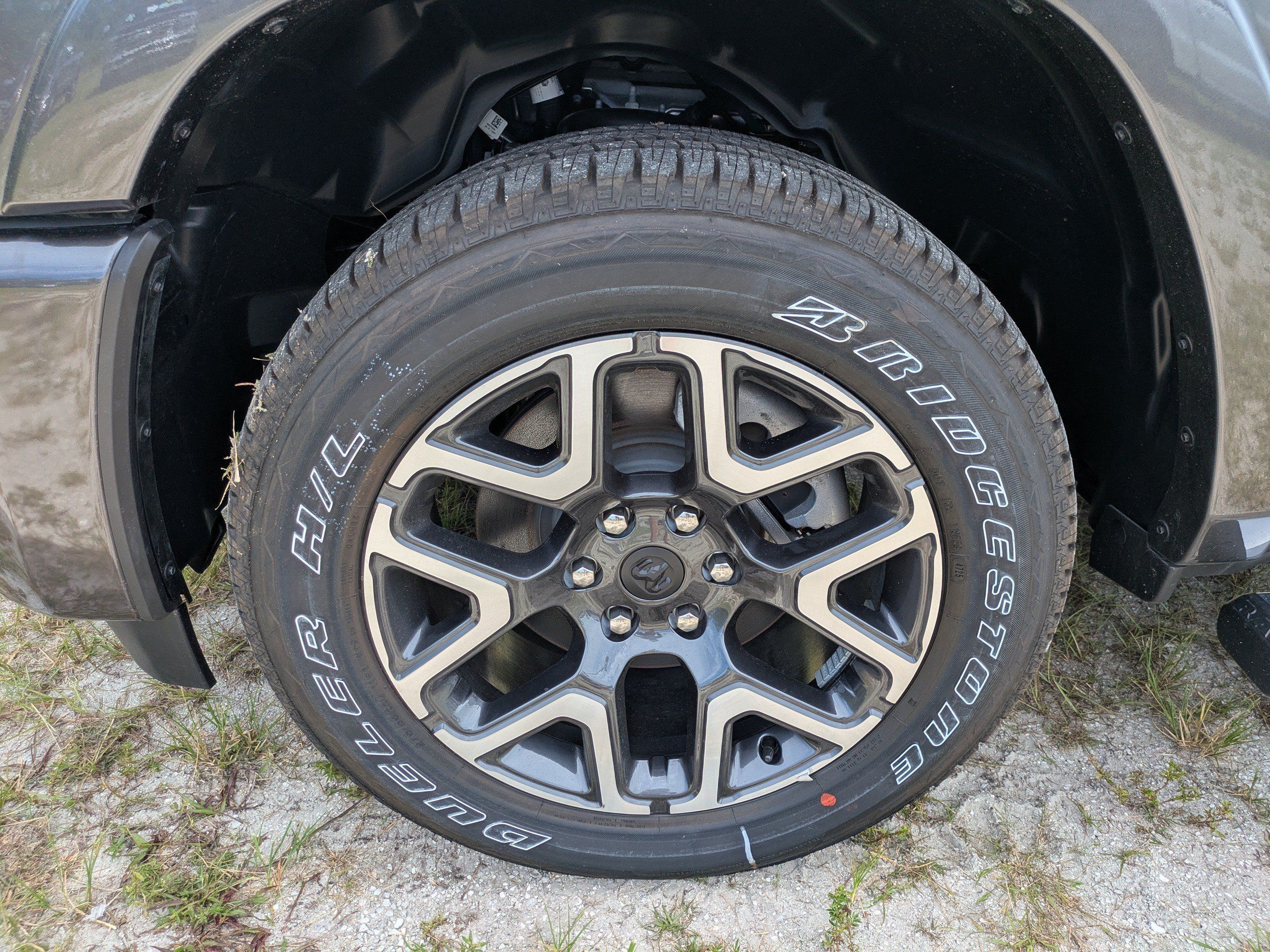 Used 2026 RAM 1500 Laramie w/ Sport Appearance Package AWD/4WD image 11