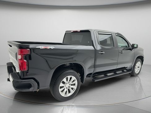 Used 2023 Chevrolet Silverado 1500 Custom AWD/4WD image 5