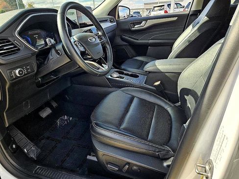 Used 2022 Ford Escape SEL w/ Technology Package image 7