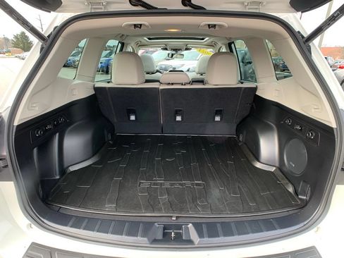 Used 2024 Subaru Forester Limited AWD/4WD image 9
