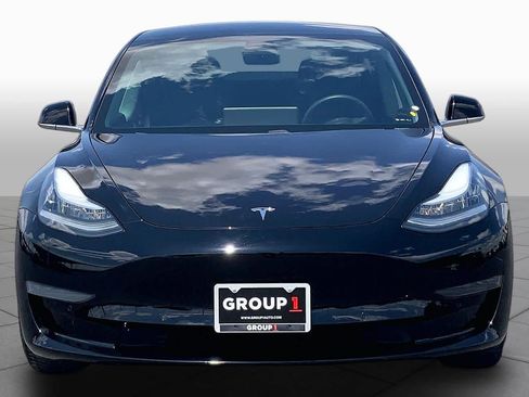 Used 2020 Tesla Model 3 Standard Range RWD image 3
