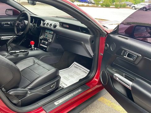 Used 2017 Ford Mustang GT Premium w/ GT Performance Package RWD image 21