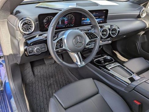 Certified 2025 Mercedes-Benz CLA 250 image 10