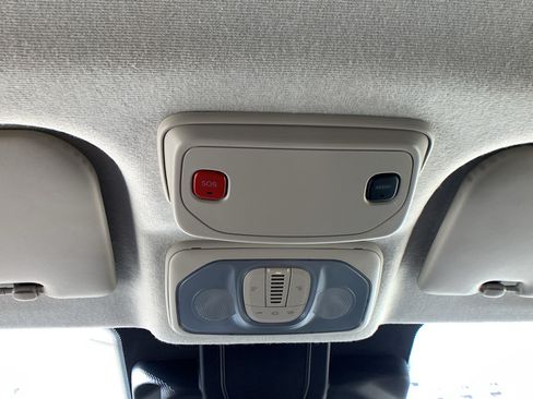 Used 2023 RAM ProMaster 2500 FWD image 12