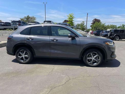 Used 2025 Honda HR-V EX-L image 4