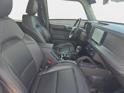 Used 2025 Ford Bronco Badlands AWD/4WD image 10
