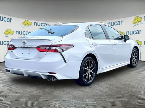 Used 2024 Toyota Camry SE FWD image 6