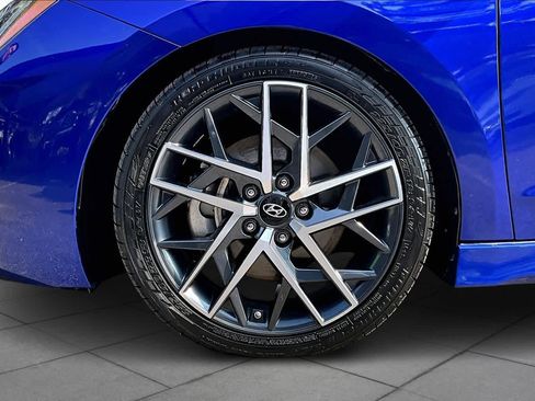 Used 2020 Hyundai Elantra Sport w/ Cargo Package (C1) image 10