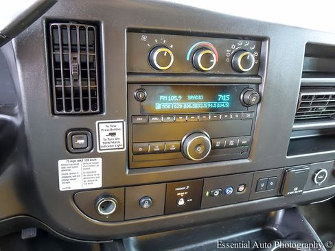 Used 2019 GMC Savana 3500 Extended w/ Driver Convenience Package image 13
