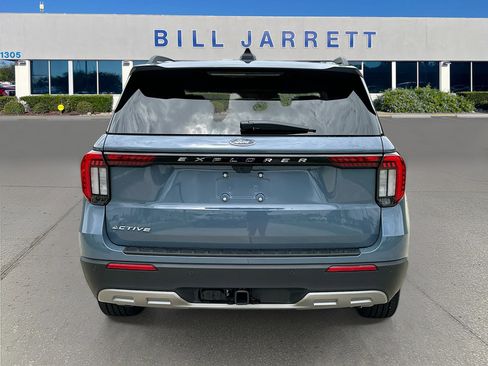New 2026 Ford Explorer Active w/ Active Comfort Package RWD image 5
