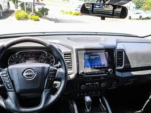 Used 2024 Nissan Frontier S image 9
