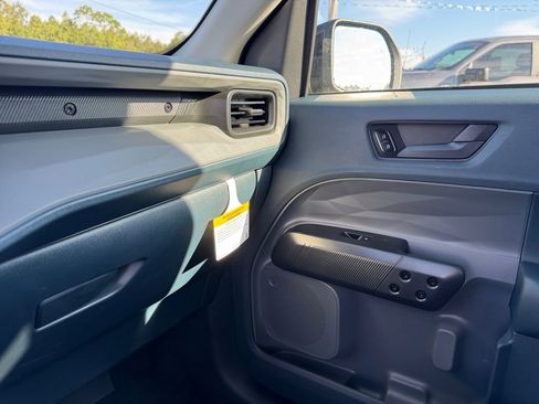 New 2025 Ford Maverick XLT w/ Black Appearance Package image 32