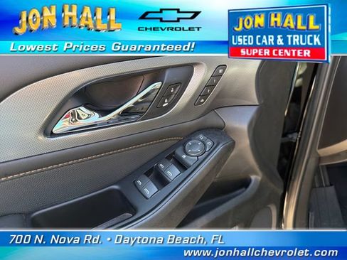 Used 2019 Chevrolet Traverse Premier w/ Driver Confidence II Package FWD image 22