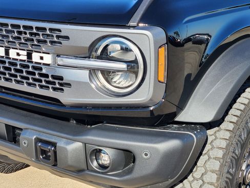 New 2025 Ford Bronco Badlands image 10